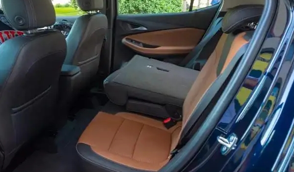 別克昂科拉gx口碑怎么樣，舒適性滿意油耗低