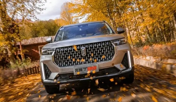 奔騰t99新款價(jià)格，市場(chǎng)2022新款報(bào)價(jià)13萬(wàn)