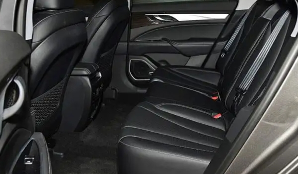 新款遠(yuǎn)景x6口碑怎么樣，內(nèi)飾材質(zhì)給力（外觀顏值高）