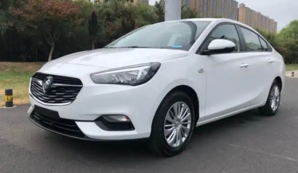 別克凱越口碑怎么樣，最滿意的就是其價格（上路7萬且配置豐富）