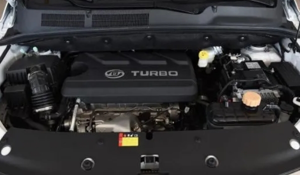 寶駿730油耗多少錢一公里，花費(fèi)大概7-9毛（百公里油耗實(shí)測7L起）