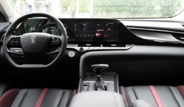 奔騰t55配置參數(shù)，1.5T動力同級優(yōu)秀（主被動安全配置全面）