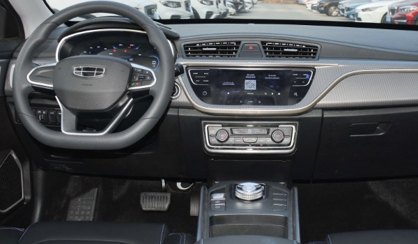 吉利600公里純電動汽車 帝豪ev續(xù)航可達500km