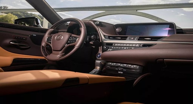 雷克薩斯es300h新款價格，一分錢一分貨