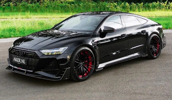 奧迪rs7落地價(jià)要多少錢，僅售Sportback版報(bào)價(jià)146萬(wàn)（全款落地176萬(wàn)）