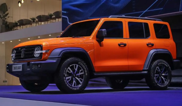 坦克300油耗 百公里油耗實(shí)測12.8L(一公里消耗1.1元)