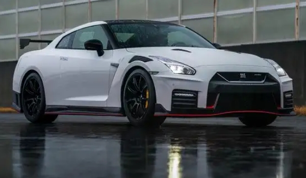 gtr是什么車，日產(chǎn)公司推出的一款跑車