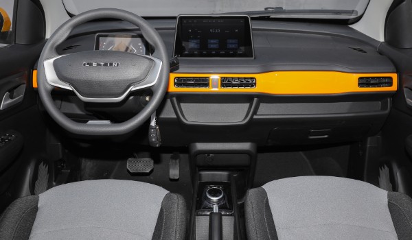 雷丁鋰電動(dòng)汽車價(jià)格 芒果新車售價(jià)2萬(落地價(jià)3萬)