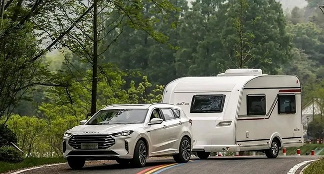 c6駕照可以開什么車型，C6駕駛證并不能直接考取