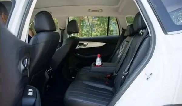 榮威rx5車(chē)主真實(shí)口碑，綜合評(píng)價(jià)不錯(cuò)（整體性價(jià)比較高）