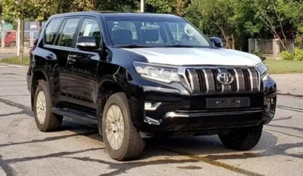 豐田霸道2022全新款價(jià)格圖片，國(guó)內(nèi)市場(chǎng)早已停售（二手車(chē)報(bào)價(jià)45萬(wàn)起）