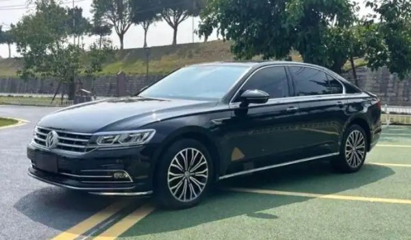 大眾輝昂的油耗是多少 百公里油耗實(shí)測9.1L(一公里消耗8毛錢)