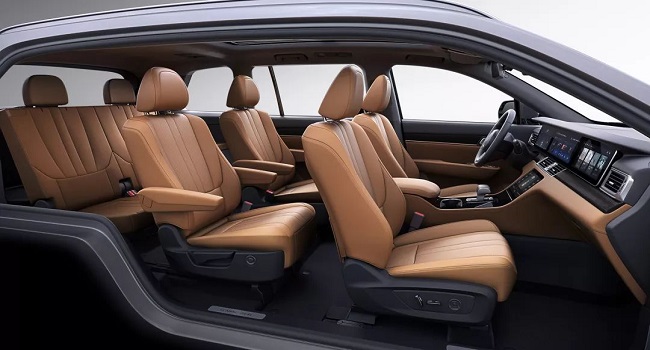 理想是哪個旗下的品牌，是一款性能出色的高檔車