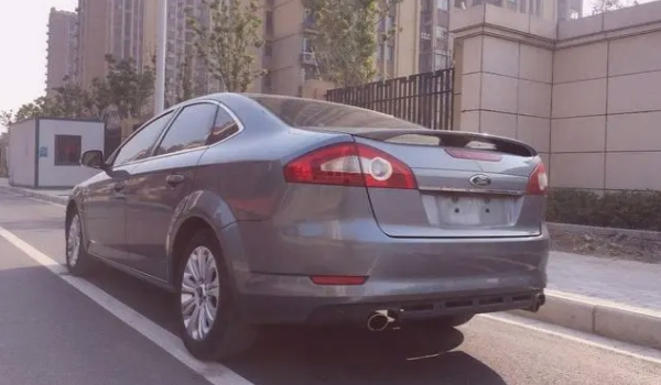 11年蒙迪歐二手車(chē)什么價(jià)格 二手車(chē)參考價(jià)格0.58萬(wàn)元起