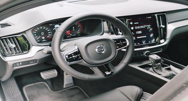 沃爾沃s60油耗，三種動力配置任你選擇