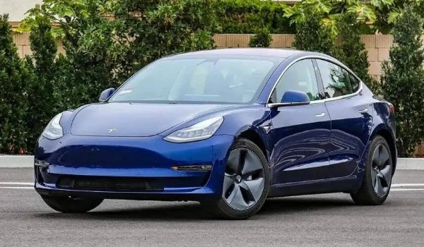 純電動(dòng)汽車(chē)十大名牌排名及價(jià)格 宏光miniev僅售3萬(wàn)(續(xù)航達(dá)300km)