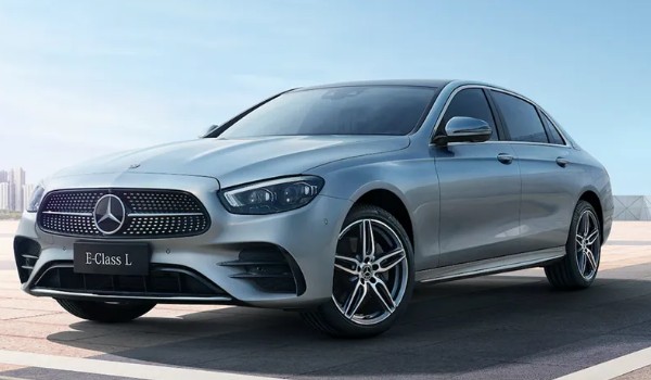 奔馳e300l新車報(bào)價(jià)2022款價(jià)格 2022款e300l新車48萬(wàn)一輛(二手30萬(wàn))