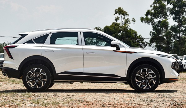 哈弗大狗和哈弗神獸哪個好 神獸動力強(qiáng)(車身長達(dá)4.7米)