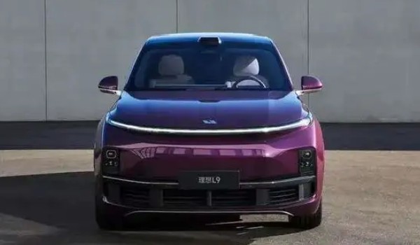 理想l9汽車(chē)2022款最新款價(jià)格圖片 2022款理想l9售價(jià)45萬(wàn)(落地51萬(wàn))
