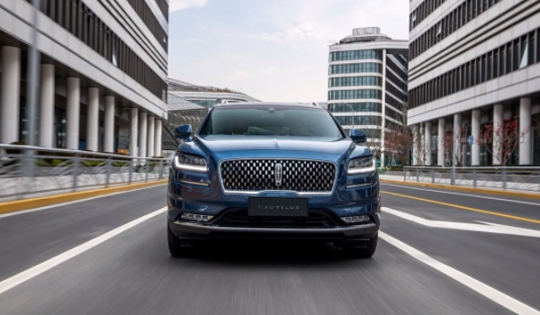 林肯航海家2022款報(bào)價(jià)及圖片 林肯航海家新車售價(jià)32.88萬（分期首付13.93萬）