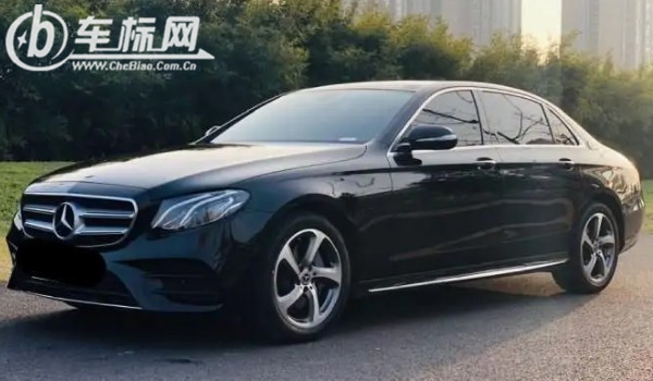 奔馳e300l二手車報(bào)價(jià) 二手e300l售價(jià)30萬(wàn)(表顯里程5.15萬(wàn)公里)