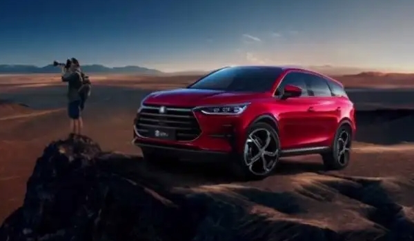 比亞迪唐新能源4.5s 比亞迪唐新能源加速4.3秒（是百公里的加速時(shí)間）