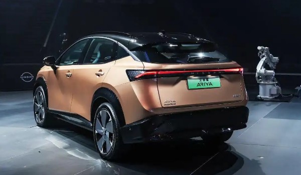 東風日產(chǎn)新能源純電動汽車 全新緊湊型suv艾睿雅(新車售價27萬)