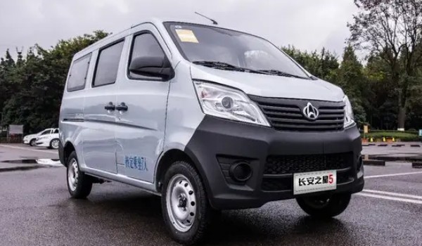 長安之星5五座報(bào)價(jià)及圖片內(nèi)飾 2022款五座僅售3萬(落地4萬)