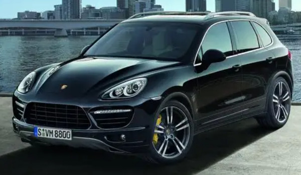 保時捷卡宴2023款報價及圖片 2023款卡宴售價92萬(二手價20萬)