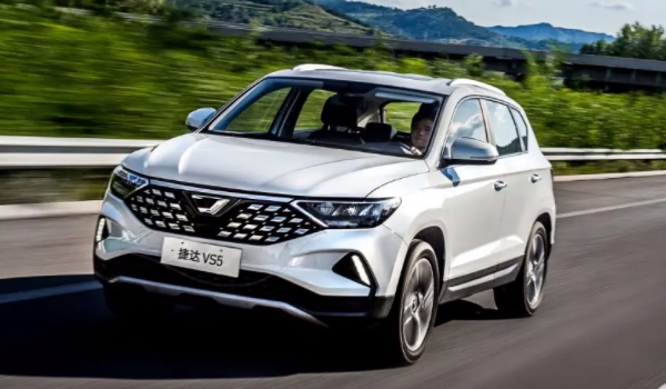 大眾捷達(dá)為什么不是大眾標(biāo)志 因?yàn)閷儆讵?dú)立品牌（歸屬于大眾汽車(chē)集團(tuán)）