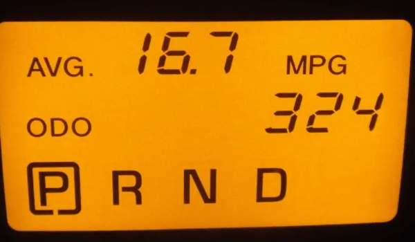 avg汽車儀表盤什么意思 平均值的數據（有效了解車輛行駛情況）