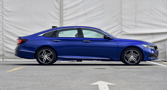 本田雅閣裸車價多少，20萬不到的價格擁有B級轎車