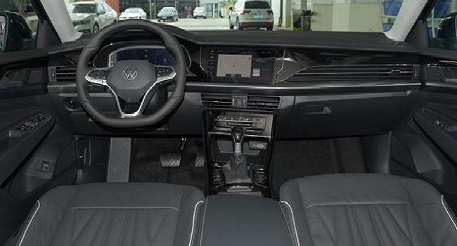 帕薩特2019款報價及圖片，18.19-25.29萬元就能把B級轎車的“扛把子”帶回家