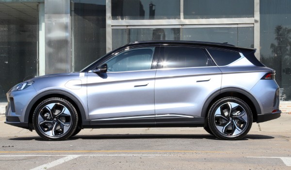 極狐阿爾法t報(bào)價(jià)及圖片 2022款極狐阿爾法t售價(jià)21萬(wàn)(分期首付6萬(wàn))