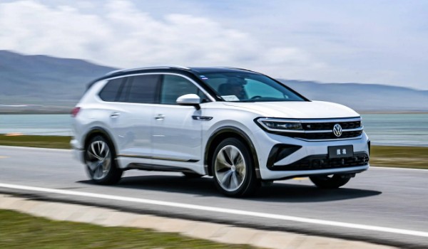 大眾途昂與攬境哪個更值得買 攬境車身長達(dá)5.1米(配置功能豐富)