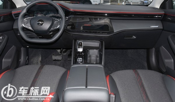 奕炫MAX真實(shí)口碑 輸出馬力可達(dá)190匹(車身長(zhǎng)達(dá)4797mm)