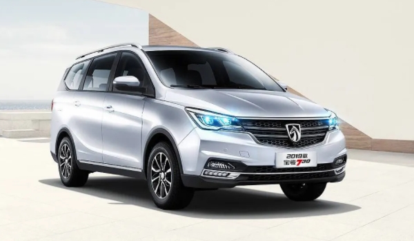 七座寶駿730價(jià)格表 已停售（二手車售價(jià)4.98萬元到7.01萬元）