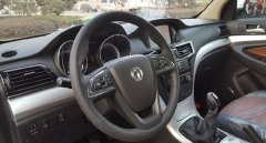 3萬一4萬新車皮卡柴油，收納空間比較大，馬力夠強