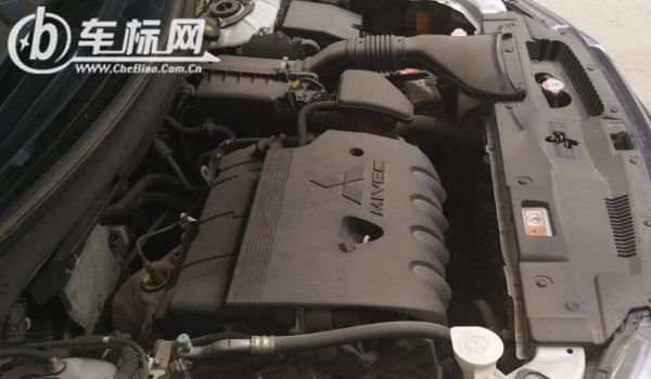 三菱歐藍(lán)德怎么樣值得買嗎 油耗實(shí)測(cè)8.5L(馬力可達(dá)215匹)