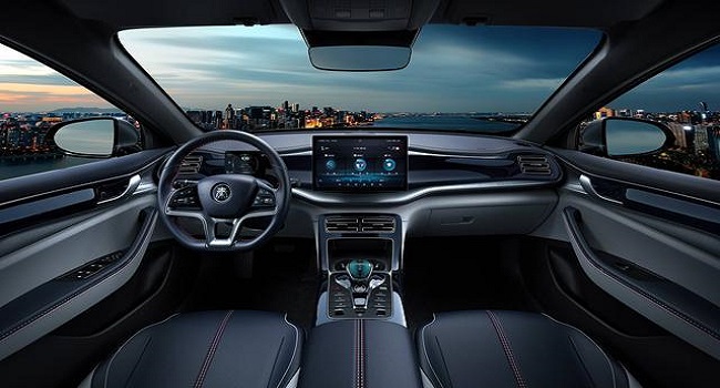 比亞迪秦plus dmi混動(dòng)價(jià)格，指導(dǎo)價(jià)14.58萬(wàn)節(jié)能又舒適