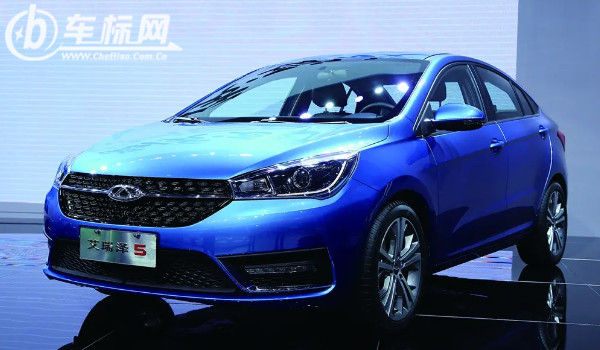 奇瑞艾瑞澤5怎么樣 百公里油耗8L(發(fā)動機馬力90匹)