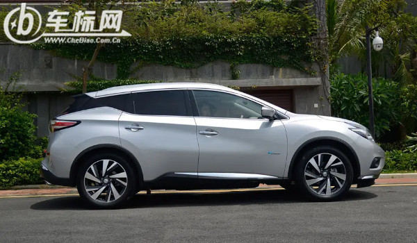 樓蘭二手車報價及圖片 二手樓蘭售價10萬(表顯里程6.11萬公里)