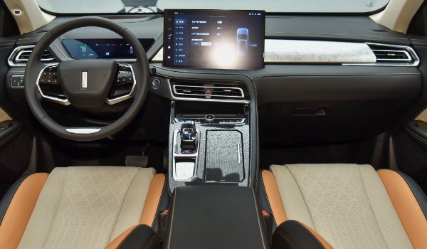 瑪奇朵汽車多少錢 2021款瑪奇朵售價15萬(落地17萬)