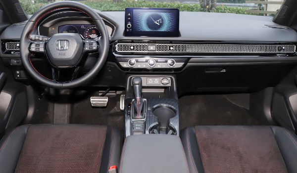 思域混動版價格多少 2023款思域混動售價15萬(落地17萬)