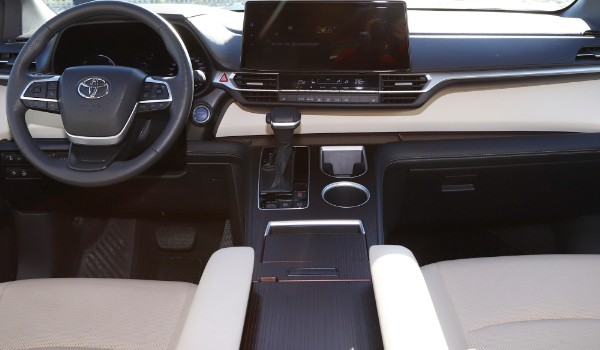 格瑞維亞油耗是多少 百公里油耗6.3L(油耗一公里4毛錢)