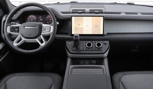 路虎衛(wèi)士2023款報(bào)價(jià)及圖片 2023款衛(wèi)士售價(jià)71萬(wàn)(分期首付21萬(wàn))