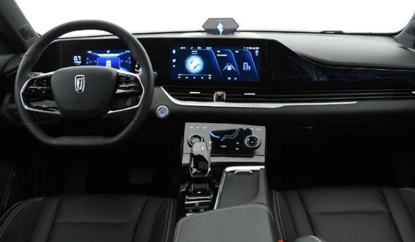 奔騰b70s怎么樣值得購買嗎 馬力可達169匹(油耗實測8L)