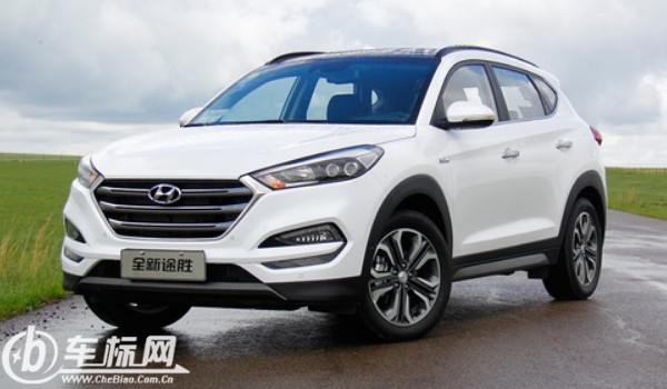 現(xiàn)代途勝二手車價(jià)格多少 二手價(jià)7萬(wàn)(表顯里程7.09萬(wàn)公里)