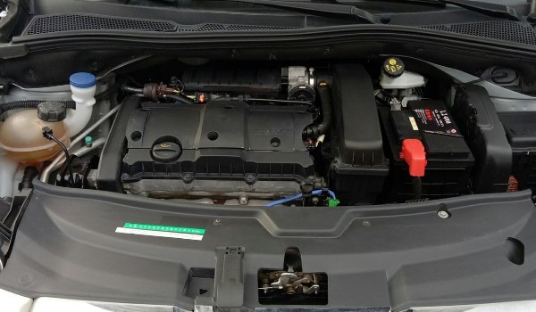 標致2008這款車如何 油耗實測6.5L(馬力可達136匹)