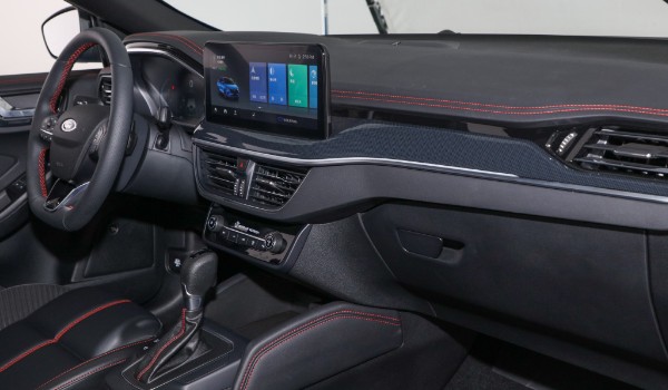 ?？怂狗制谑赘抖嗌?分期首付3萬(36期月供2399元)